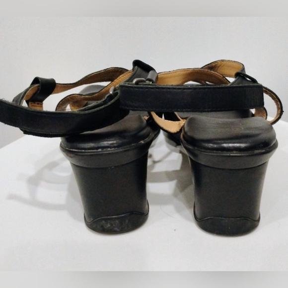 RETRO BLACK LEATHER SANDALS - Picture 2 of 5